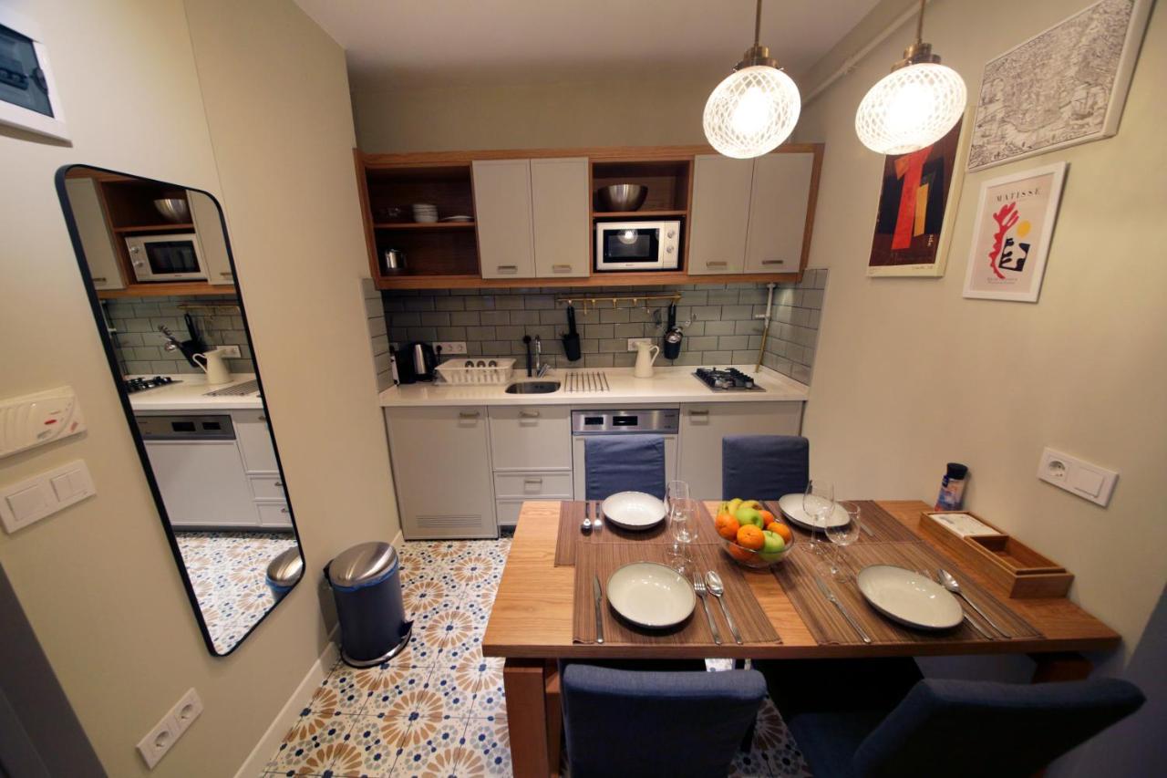 New Modern Flat- By Taksim Square Hotell Istanbul Exteriör bild
