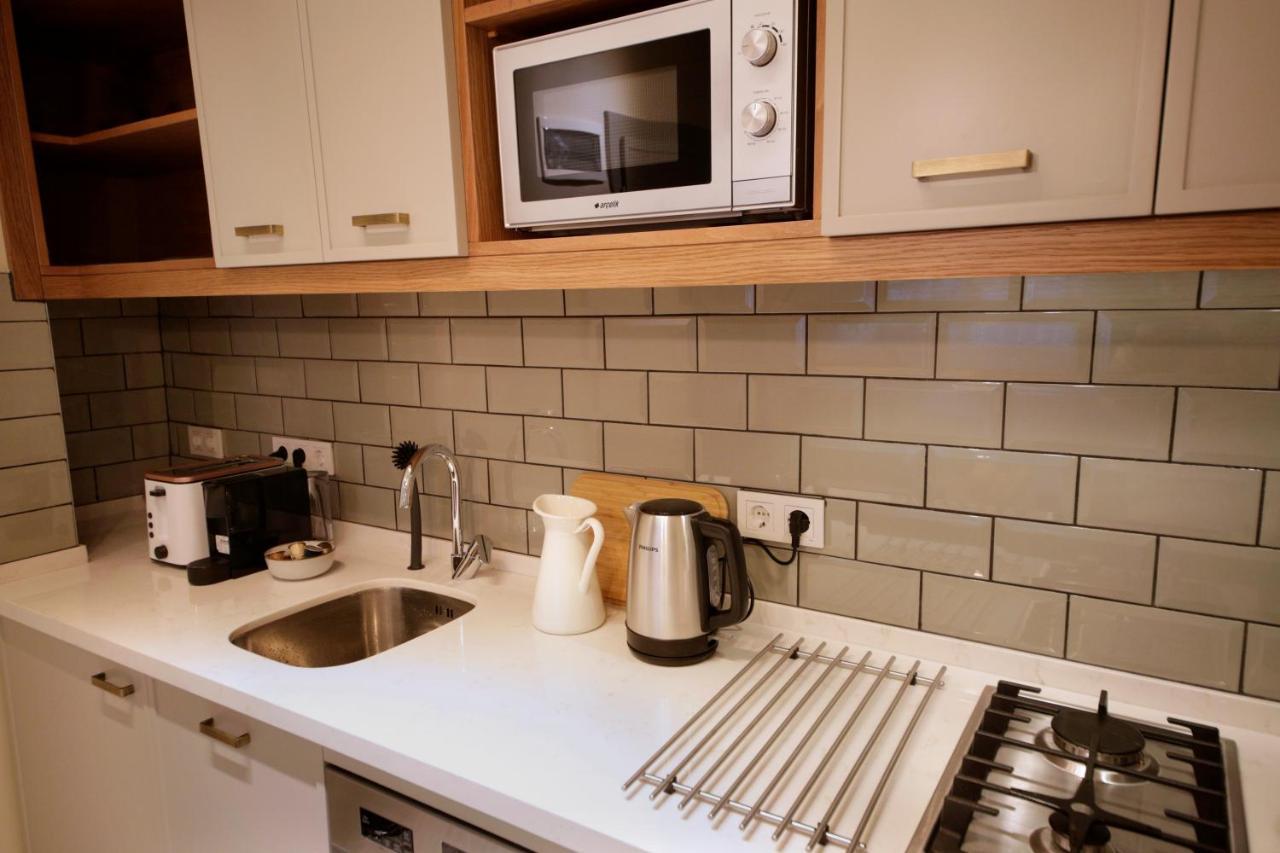 New Modern Flat- By Taksim Square Hotell Istanbul Exteriör bild